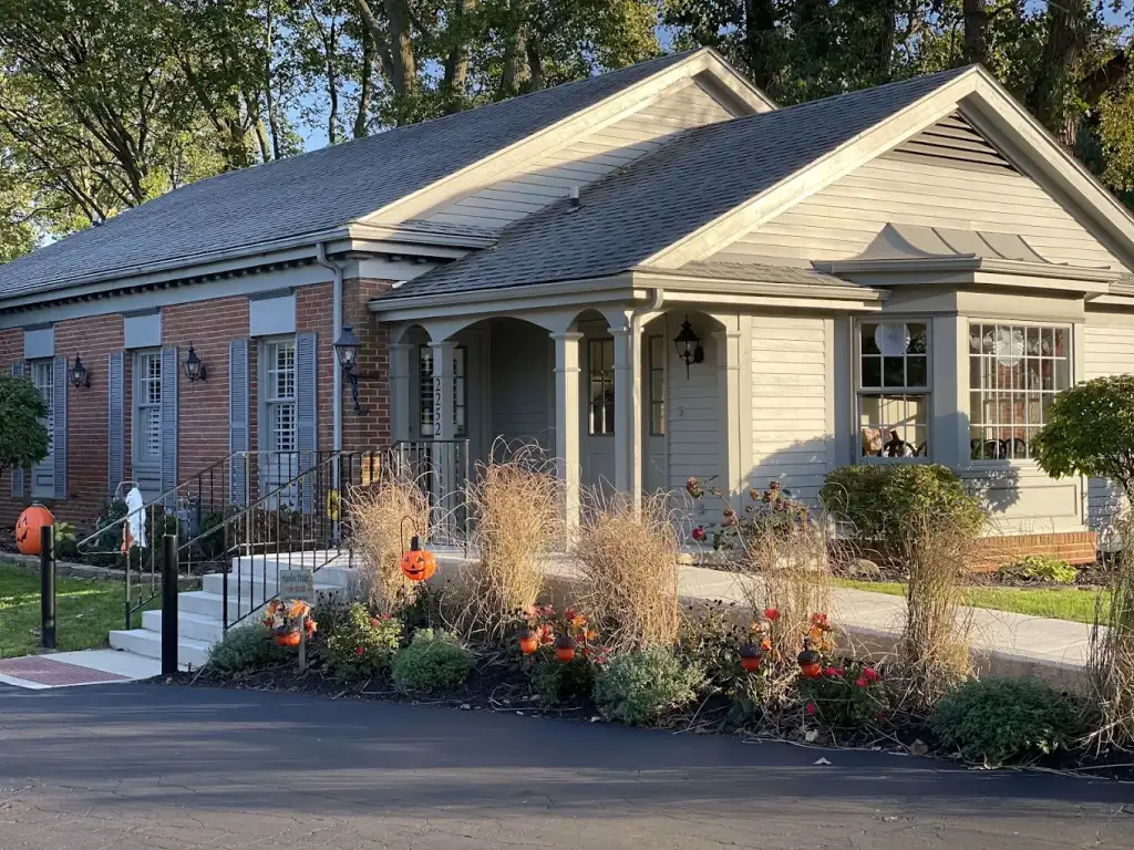 Picture of the exterior office for March Medical Associates